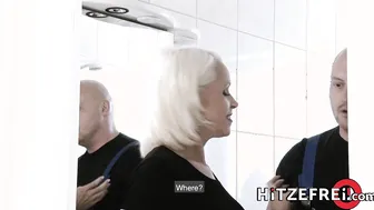 Self-service Housewife 2