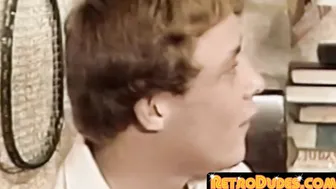 School fellows have a dick sucking party in the apartment
