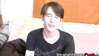 Skinny straight guys hammer luscious pussy together