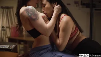 Latin milf doctor seduce nurse to comply