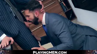 Lift sex for a couple of financial specialists in costly suits