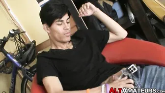 Alternate amateur dude touching his ass and penis and cums