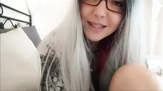 Virtual Pov porn video – Savy is your stepmom you cant resist that booty got