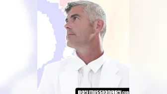 Without porn video – Mature Mormon senior shows his understudy without any protection sex