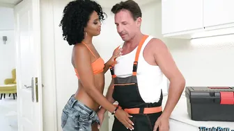 Hot Brazilian Black Babe Selva Lapiedra