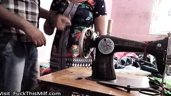 Tailor ne bhabhi ka  naap  lete lete bhabhi ko hi chod dala 9