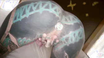 Nerdy tattooed Anuskatzz pov anal fuck