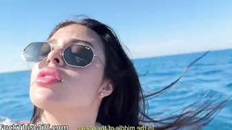 We seduced a boat captain to obtain his 4
