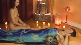 Penis loving massage tutorial from the far east and india