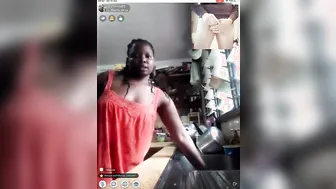 Random porn video – Random chick stays to see me and play