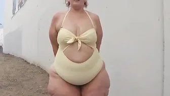 Goddess Older BBW PAWG into Yellow 1 Piece