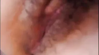 Lin (19 hairy pussy) masturbates so horny