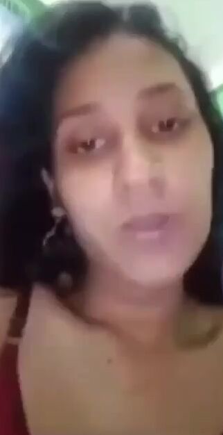 Tamil girl doing a masturbation with cucumber