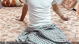 Uncle ka mota kala lund dekh kr kuvari ladki ki chut machal gyi or uncle ko boli meri 13