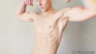 Gays met in gym anal fucking went back home