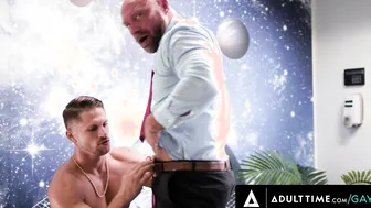 Exclusive Encounter Killian Knox Lands a Job... With Roman Todd