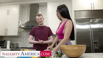 Latina Bombshell Gaby Ortega Serves Up a Deliciously Dirty Guacamole Lesson