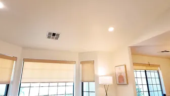 Creeping On The Realtor
