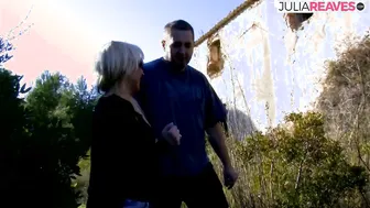 Cougar Milf porn video – Cougar Moni offer a homeless man a babe pounded