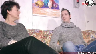 Old boss fucks her young trainee privately