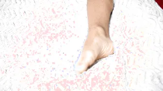 Fetishfoot porn video – A single foot for your pleasure