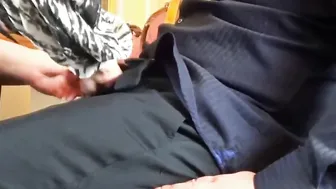 Sekraterin gibt alles um ihrem Chef zu gefallen