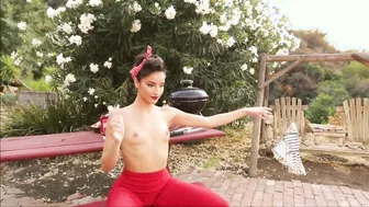 Emily Willis plays with her twat while into the picnic