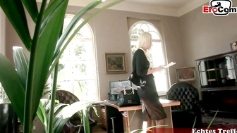 Boss in nylons Jenny Simons seduces colleagues