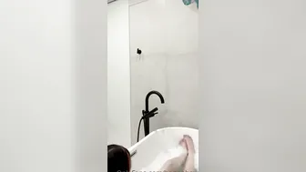 Sie hat ein spezielles Video gemacht nachdem ich sie online getroffen habe so nass