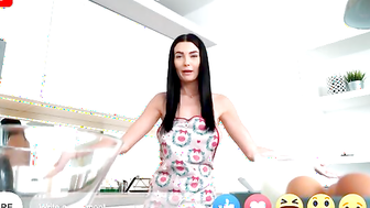 Simon Kitty has been doing naked livestreams for her followers. Todays sexy show is making