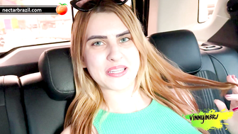 Incredible blonde is an actors fan and goes to his apartment to fuck