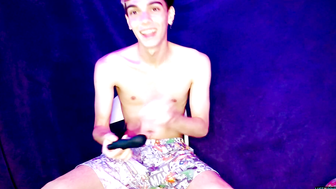 Ring porn video – A New Toy For Twinky Henry - Henry Evans