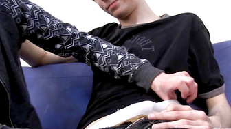 Next porn video – Aaron Takes Ethans Big Cock Hard - Aaron Aurora  Ethan White