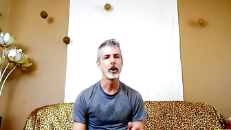 Humiliated By Giant Daddy - Richard Lennox