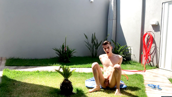 Stroking In The Sun With Henry - Henry Evans