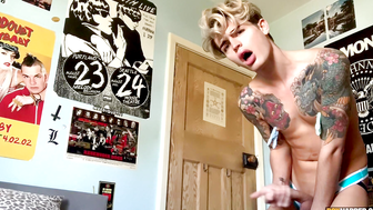 Ryo Is An Experienced Boy - Ryo Foxx