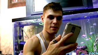 Hung Adam Enjoys Vibe Action - Adam Hess