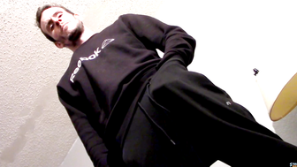 Returns porn video – Pulling His Big 9 Inch Cock - Shank