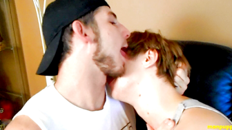 Hot Gay Kissing 27 - Toby Springs Elis Ataxxx