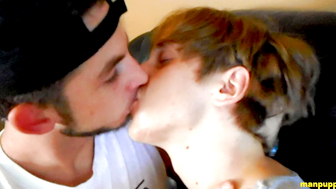 Hot Gay Kissing 27 - Toby Springs Elis Ataxxx