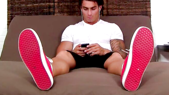 Spying On Vlads Size 10 Feet - Vlad