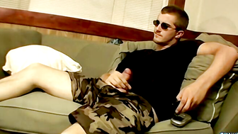Self Sucking Young Straight Guy Fucks His Own Face - Potter