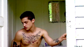 Voyeur And Exhibitionist Fuck - Chris Porter And Phillip Ashton