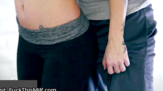 Peta Jensens Quivering Orgasm Fuck 37