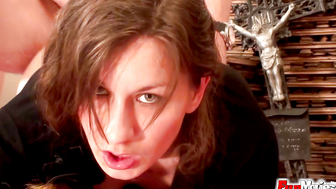 European amateur bitch gives POV blowjob