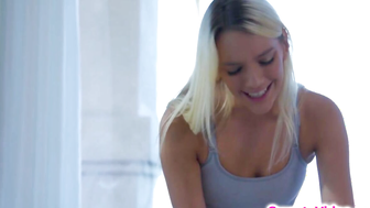 Lesbian masseuse making customer squirt