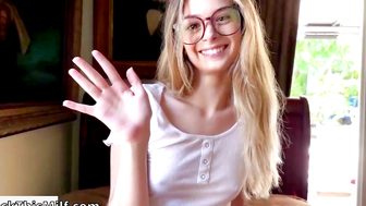 Playing Secret Game With Little Step Sister - Molly Little -Alex Adams 10