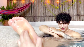 EastBoys Beautiful boy with big dick and abs