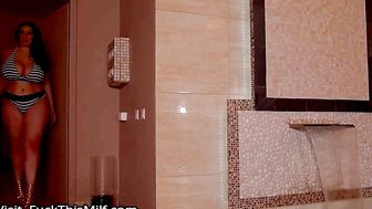 Incredible curvy woman seduced and fucked at the spa 15
