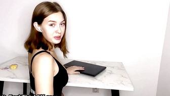 Pretty Woman Loves To Suck Dick And DoggyStyle. Honey Sasha Amateur POV 24